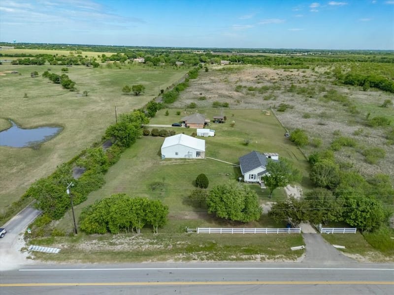 2414 E Ennis Avenue # A, Ennis TX 75119 - Photo 32