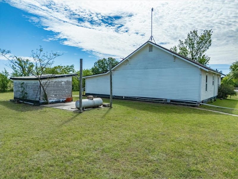 2414 E Ennis Avenue # A, Ennis TX 75119 - Photo 9
