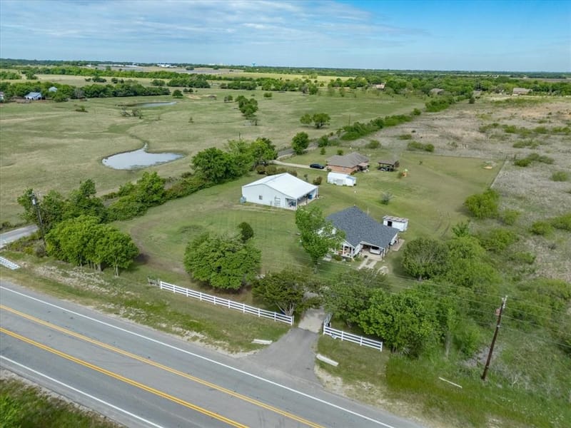 2414 E Ennis Avenue # A, Ennis TX 75119 - Photo 31