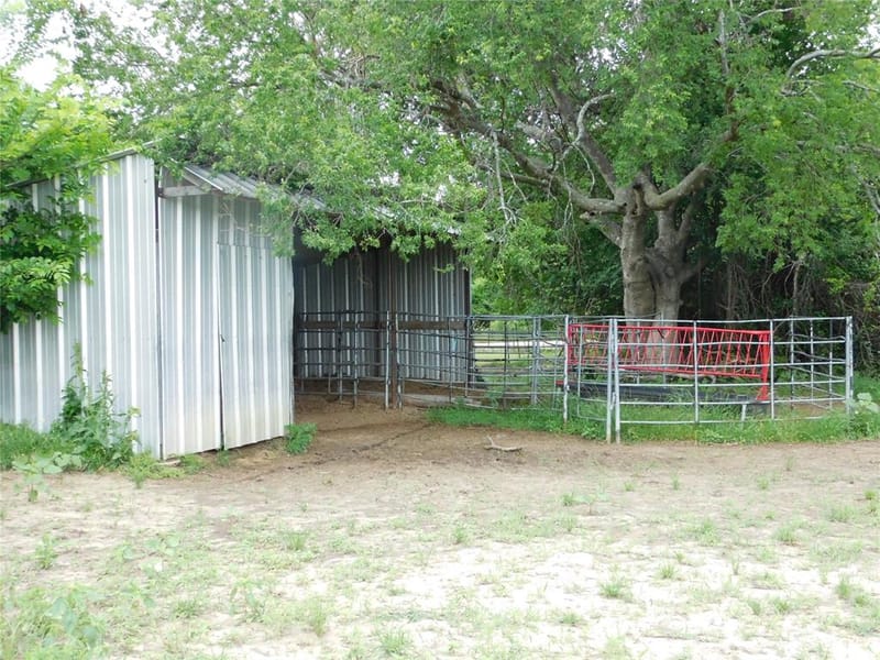 1032 Fm 936, Hubbard TX 76648 - Photo 32