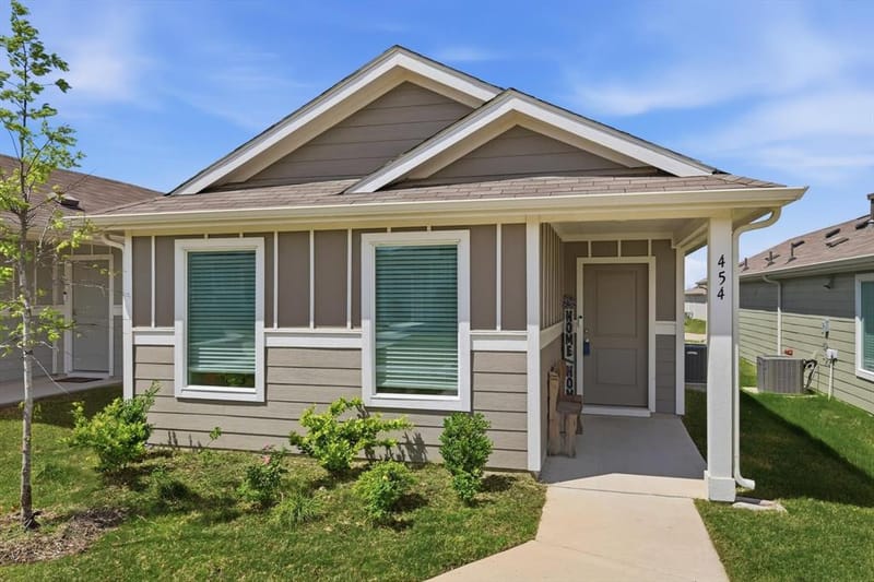 454 Eagle Wind Way, Ferris TX 75125 - Photo 6