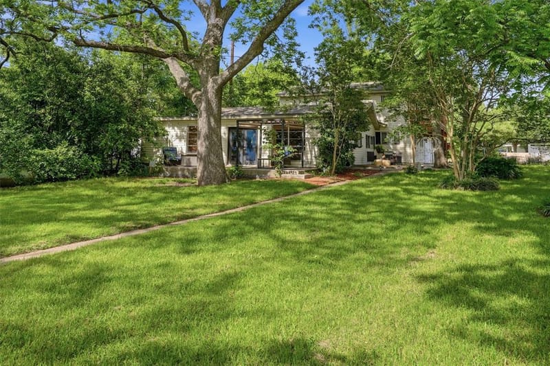 5106 Gibson Court, Granbury TX 76049 - Photo 7