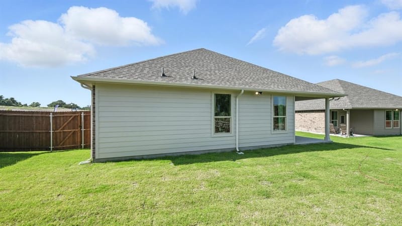 1201 TREEHOUSE Lane, Decatur TX 76234 - Photo 32
