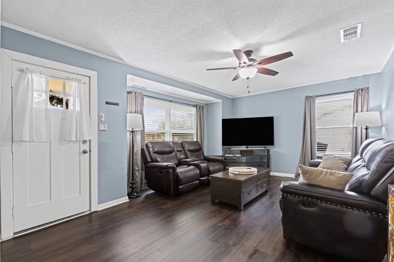 1401 Kilgore Lane, Waco TX 76705 - Photo 9