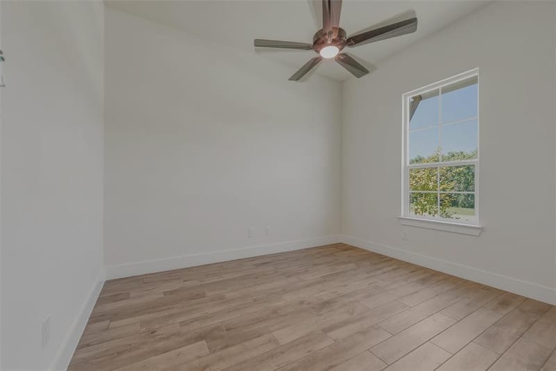 1004 Perrin Lane, Van Alstyne TX 75495 - Photo 17