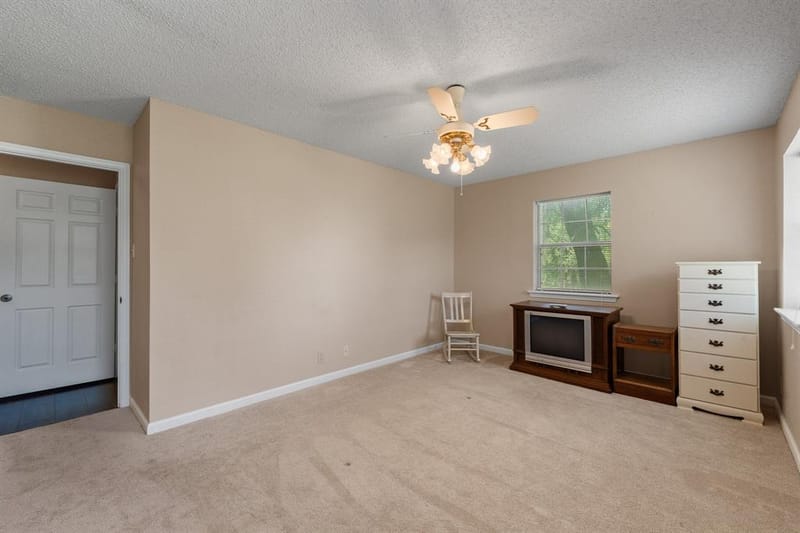 6265 County Road 305, Grandview TX 76050 - Photo 23