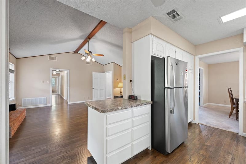 6265 County Road 305, Grandview TX 76050 - Photo 16