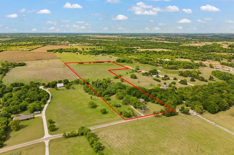 6265 County Road 305, Grandview TX 76050 - Photo 34