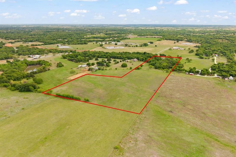 6265 County Road 305, Grandview TX 76050 - Photo 33