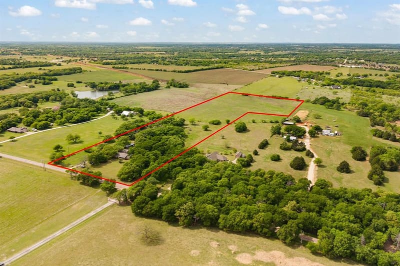 6265 County Road 305, Grandview TX 76050 - Photo 35