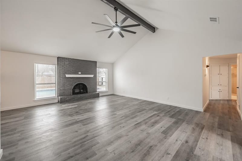 8409 Glenann Drive, North Richland Hills TX 76182 - Photo 5