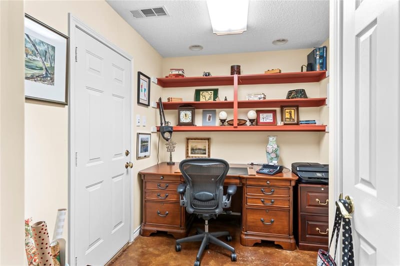 16022 Chalfont Circle, Dallas TX 75248 - Photo 34