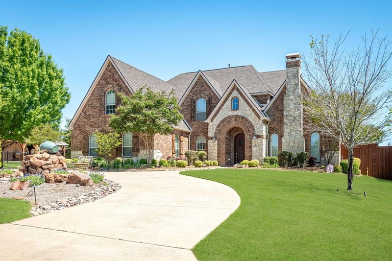 6 Kilchurn, Garland TX 75044