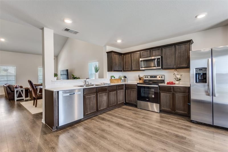 305 Ginger Avenue, Anna TX 75409 - Photo 9