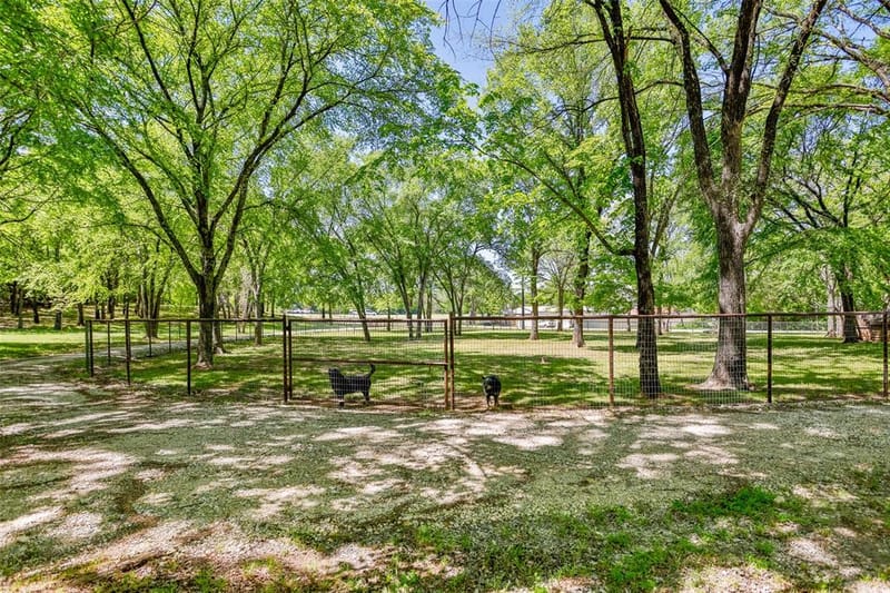 100 Shawnee Trail Road, Whitesboro TX 76273 - Photo 12