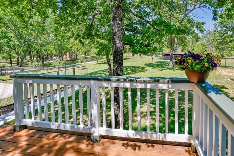 100 Shawnee Trail Road, Whitesboro TX 76273 - Photo 4