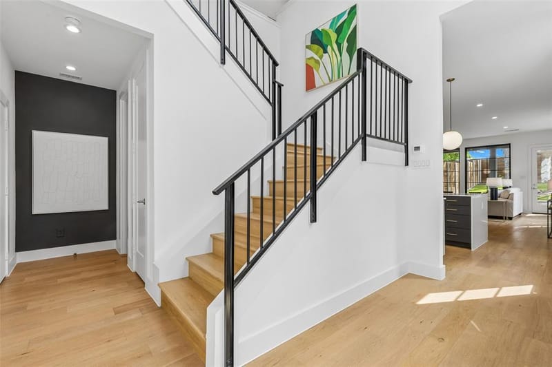 1228 Haines Avenue, Dallas TX 75208 - Photo 7