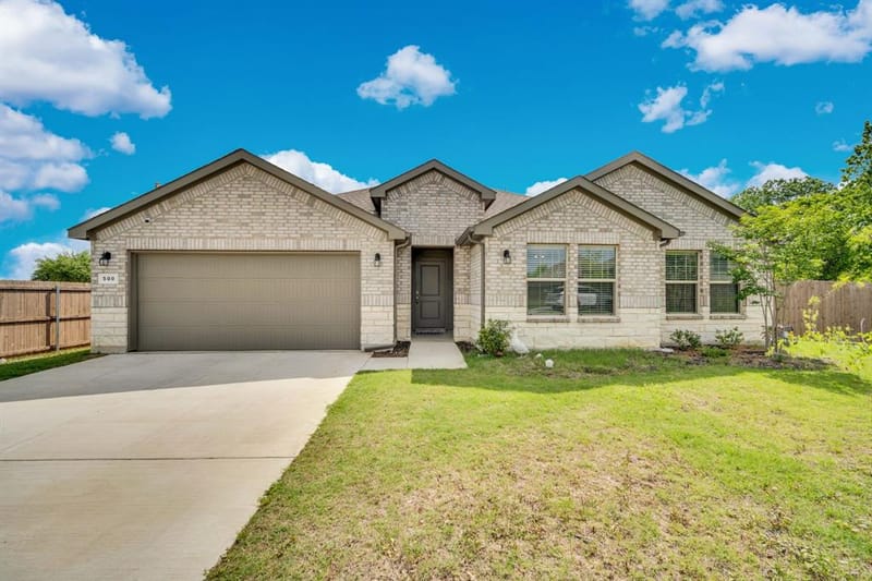 500 Jolie Court, Joshua TX 76058