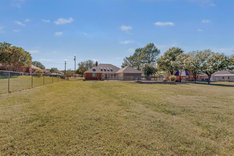 2601 Trail Tree Court, Burleson TX 76028 - Photo 39