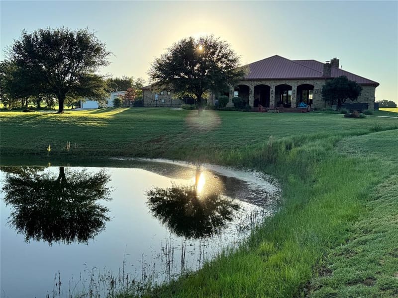 1561 FM 934, Blum TX 76627