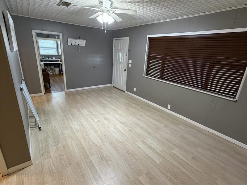 204 Bluffview Drive, Brownwood TX 76801 - Photo 4