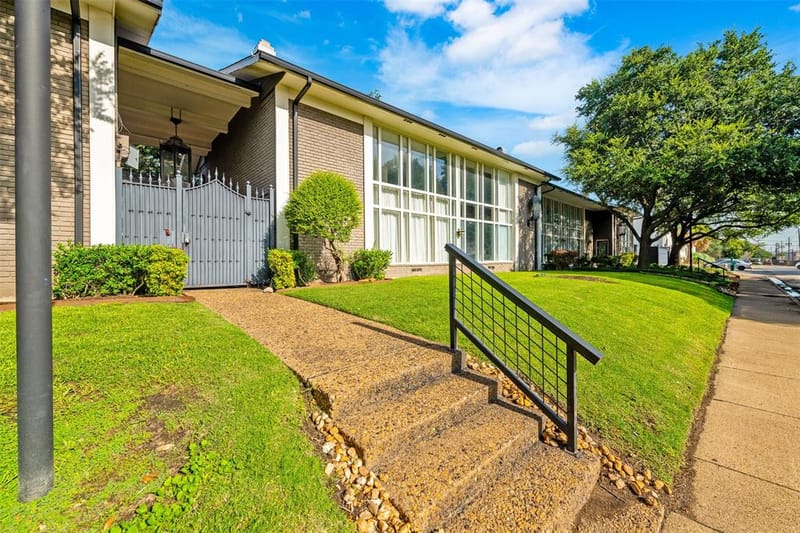 10215 Regal Oaks Drive # A, Dallas TX 75230 - Photo 16