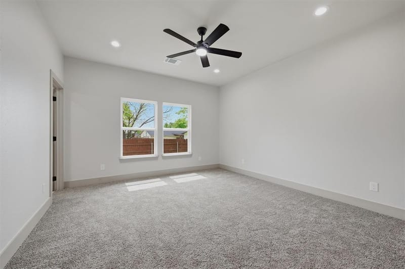 1019 Holiday Drive, Sherman TX 75090 - Photo 17