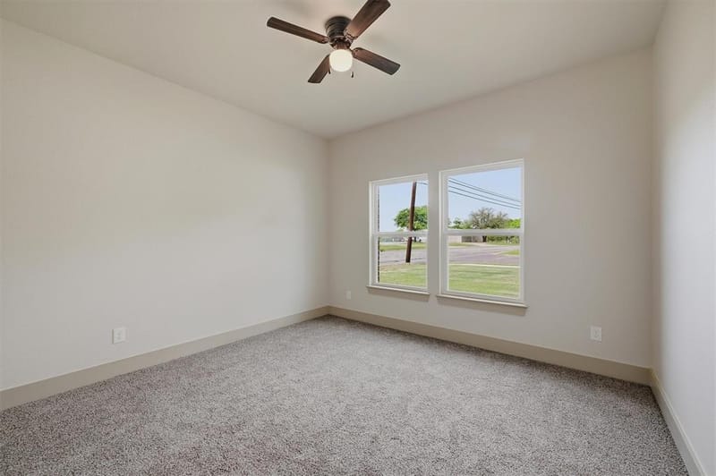 1019 Holiday Drive, Sherman TX 75090 - Photo 26