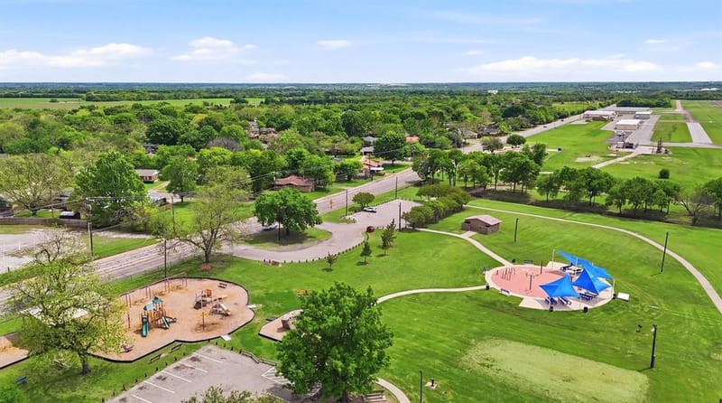 1019 Holiday Drive, Sherman TX 75090 - Photo 39