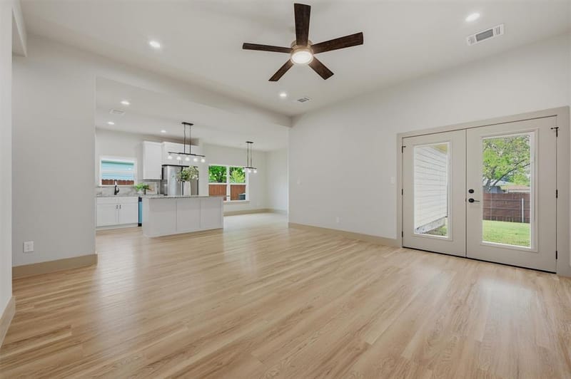 1019 Holiday Drive, Sherman TX 75090 - Photo 8