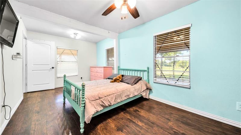 1542 W Reindeer Road, Lancaster TX 75146 - Photo 8