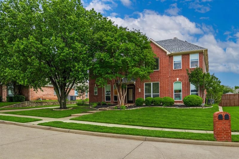 703 Waters Edge, Keller TX 76248 - Photo 2