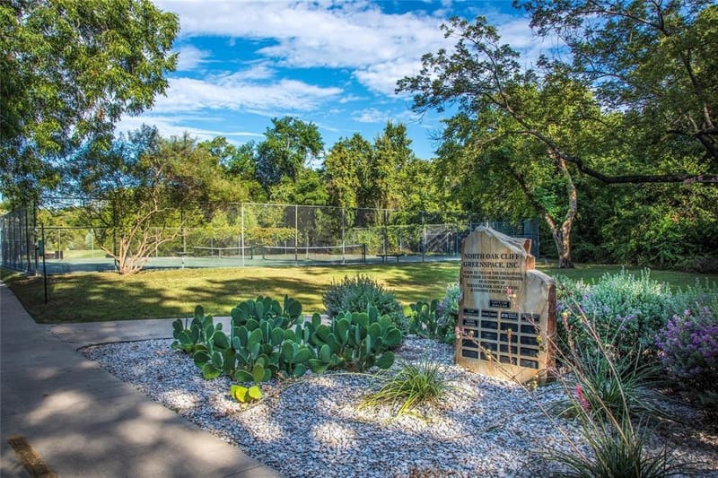 734 N Montclair Avenue, Dallas TX 75208 - Photo 31