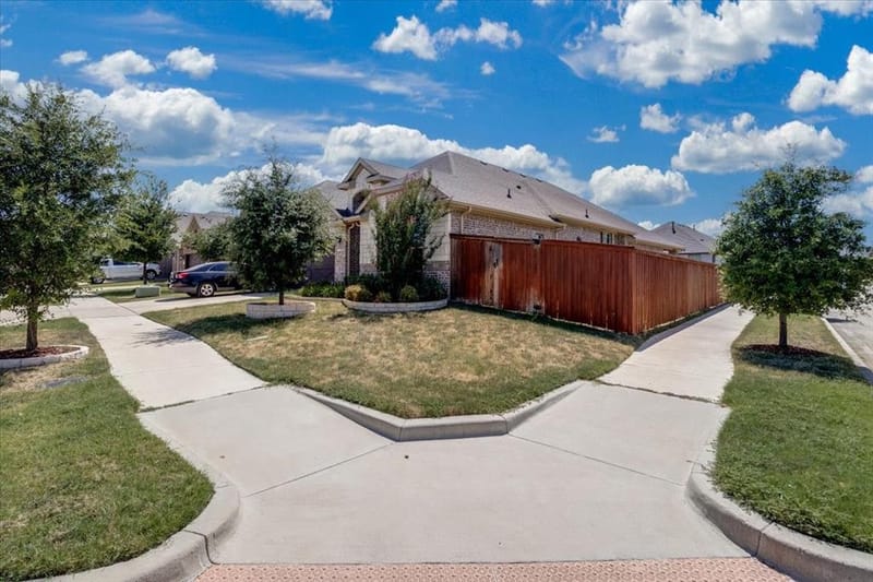 277 Mineral Point Drive, Aledo TX 76008 - Photo 3