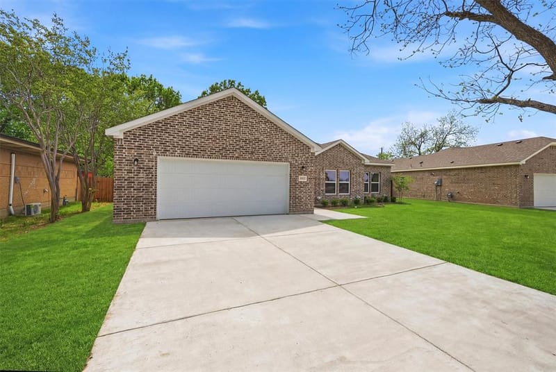 1015 Holiday, Sherman TX 75090 - Photo 6