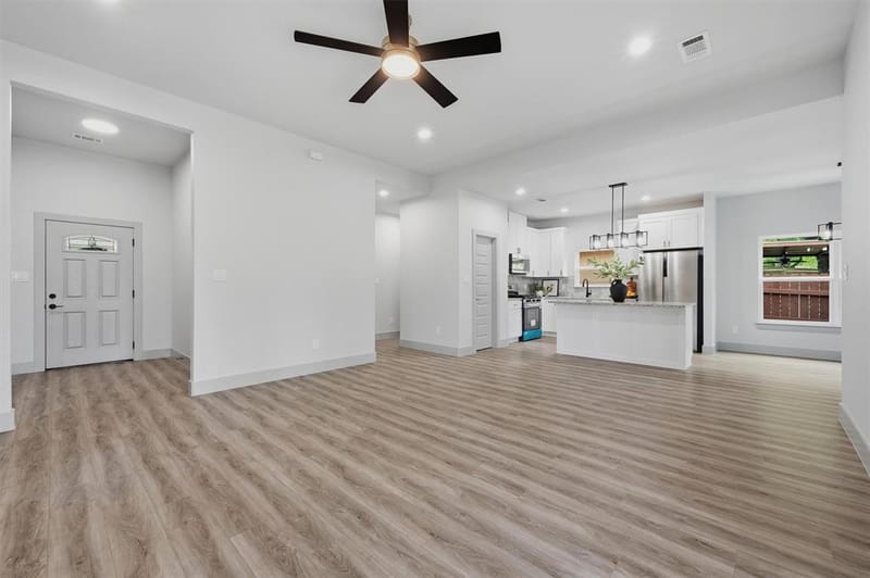 1015 Holiday, Sherman TX 75090 - Photo 8