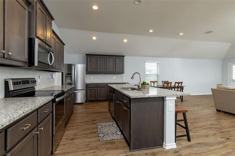 2525 Silver Fox Trail, Weatherford TX 76087 - Photo 17