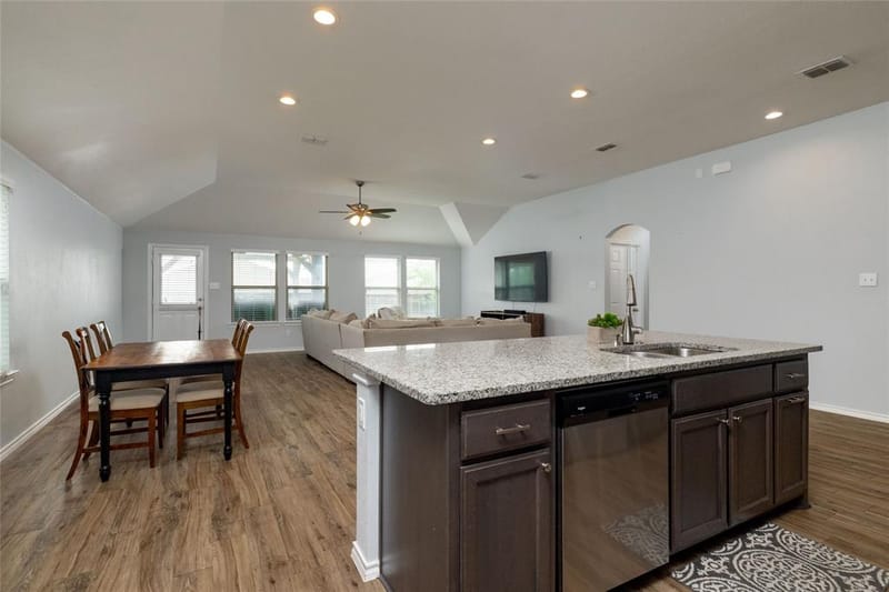 2525 Silver Fox Trail, Weatherford TX 76087 - Photo 19