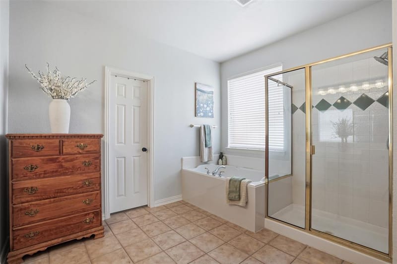913 Royal Oaks Drive, McKinney TX 75072 - Photo 23