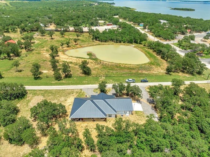 129 Whiskey Ranch Road, Runaway Bay TX 76426 - Photo 36