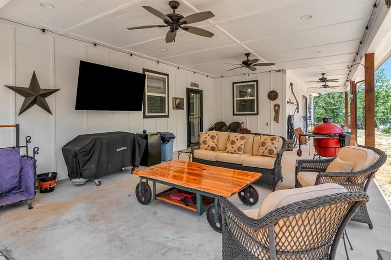 129 Whiskey Ranch Road, Runaway Bay TX 76426 - Photo 31
