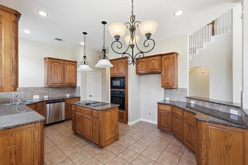 6716 Prairie Flower Trail, Dallas TX 75227 - Photo 9