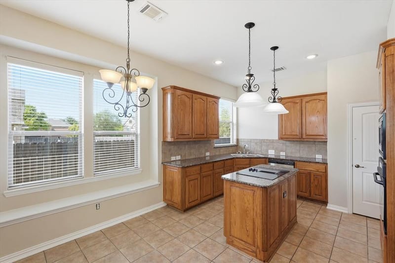 6716 Prairie Flower Trail, Dallas TX 75227 - Photo 8