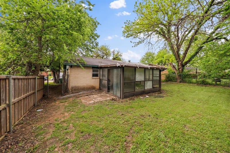 214 Independence Drive, Garland TX 75043 - Photo 2