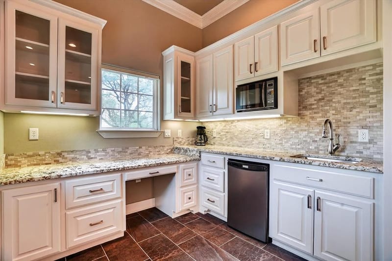 9704 Ravenswood Road, Granbury TX 76049 - Photo 33