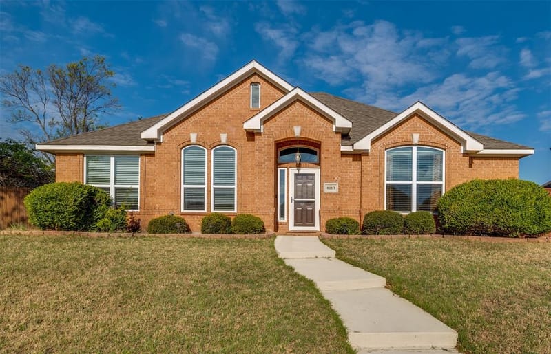 8113 Greenwood Drive, Plano TX 75025 - Photo 2