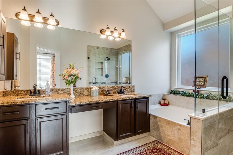 8113 Greenwood Drive, Plano TX 75025 - Photo 16
