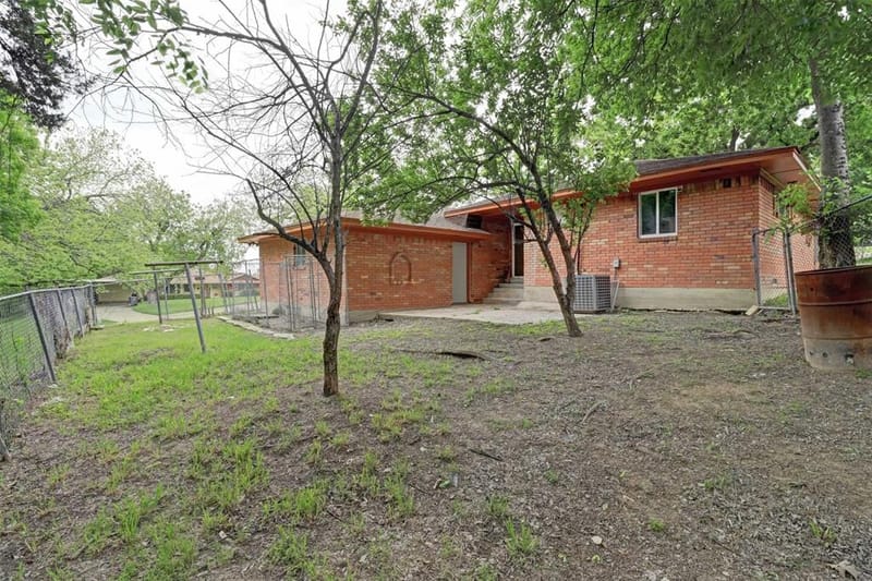 1245 Whispering Court, Dallas TX 75241 - Photo 23