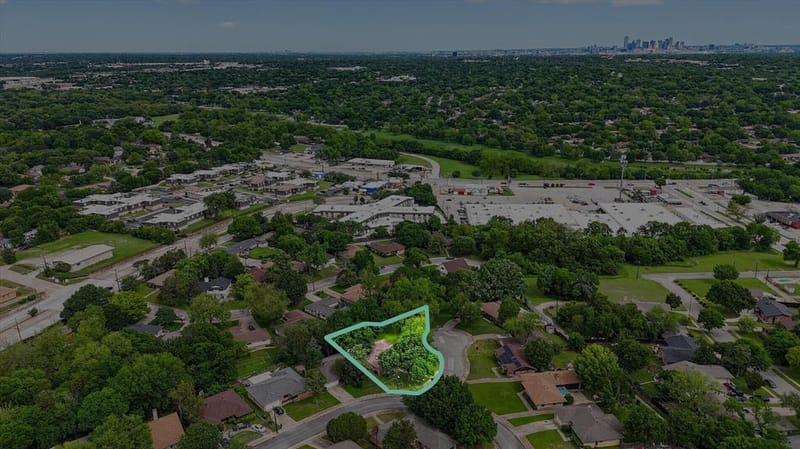 1245 Whispering Court, Dallas TX 75241 - Photo 32