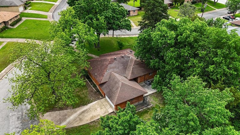 1245 Whispering Court, Dallas TX 75241 - Photo 28
